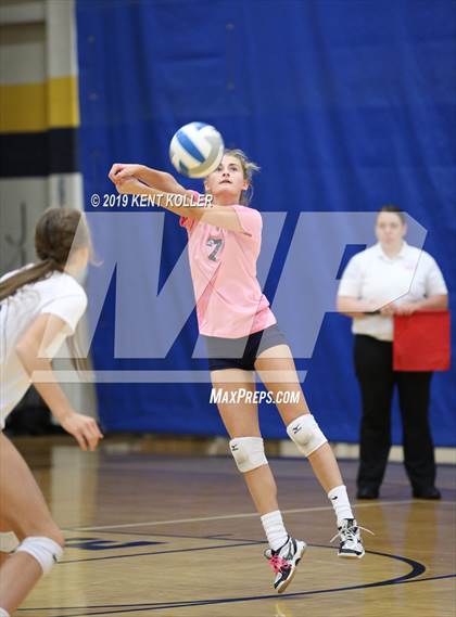 Thumbnail 3 in Grosse Pointe South @ Fraser photogallery.