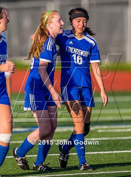 Thumbnail 3 in Friendswood vs Fort Bend Travis (UIL Region III Bidistrict) photogallery.
