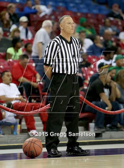 Thumbnail 2 in Modesto Christian vs St. Mary's (CIF SJS D2 Semifinal) photogallery.