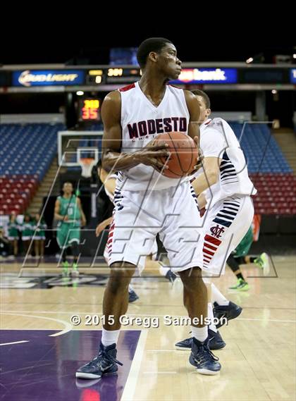 Thumbnail 1 in Modesto Christian vs St. Mary's (CIF SJS D2 Semifinal) photogallery.