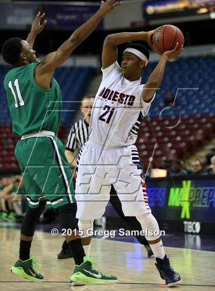 Thumbnail 1 in Modesto Christian vs St. Mary's (CIF SJS D2 Semifinal) photogallery.