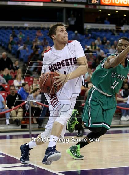 Thumbnail 3 in Modesto Christian vs St. Mary's (CIF SJS D2 Semifinal) photogallery.