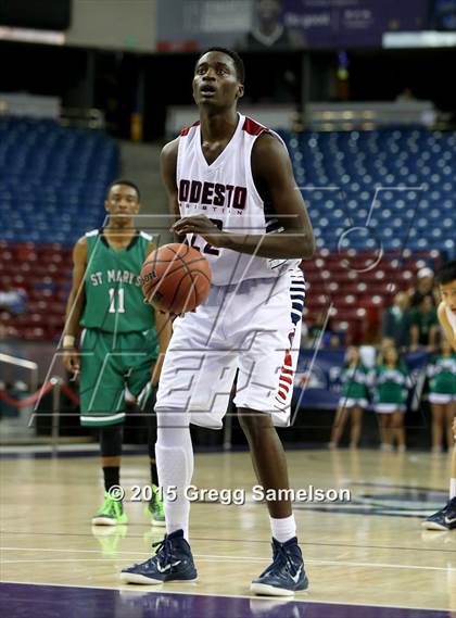 Thumbnail 3 in Modesto Christian vs St. Mary's (CIF SJS D2 Semifinal) photogallery.
