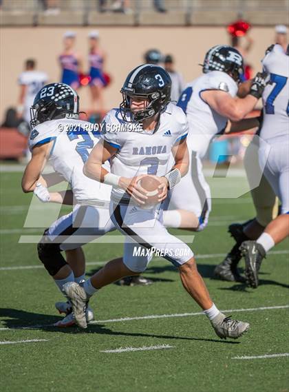 Thumbnail 1 in    Ramona vs Mater Dei Catholic  (CIF SDS Division 3 finals)                                 photogallery.