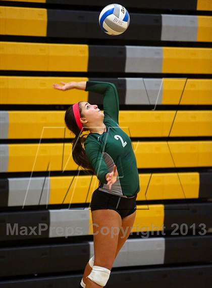 Thumbnail 3 in Blue Valley Southwest vs. Blue Valley West photogallery.