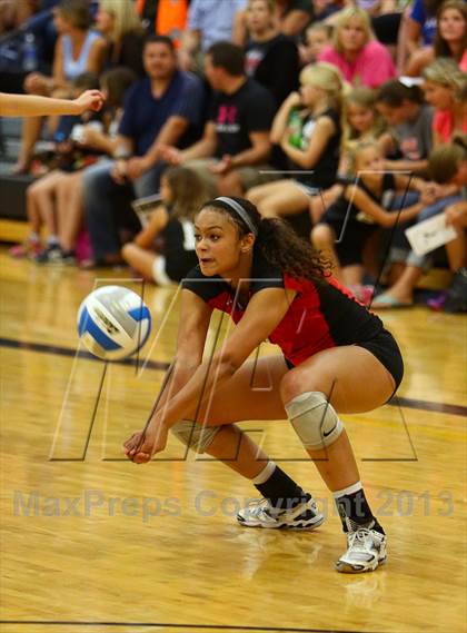 Thumbnail 1 in Blue Valley Southwest vs. Blue Valley West photogallery.