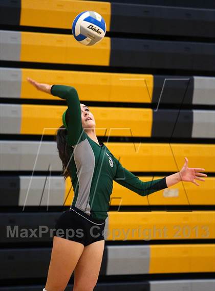 Thumbnail 1 in Blue Valley Southwest vs. Blue Valley West photogallery.