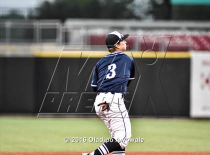 Thumbnail 3 in Temple Christian vs. Ovilla Christian (TAPPS Class 3A Second Round) photogallery.