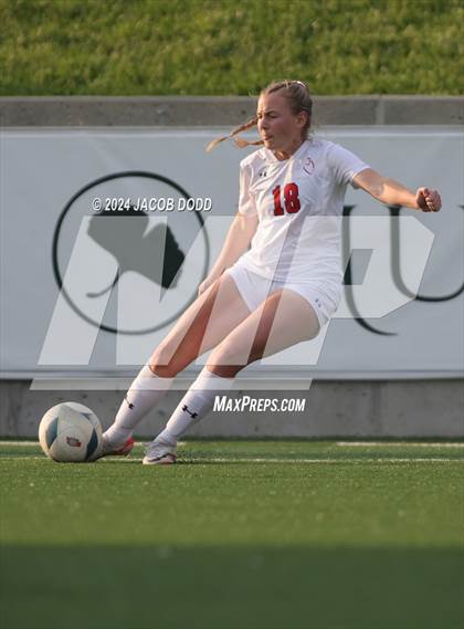 Thumbnail 2 in Duchesne vs. Gretna East photogallery.