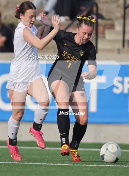Thumbnail 1 in Duchesne vs. Gretna East photogallery.