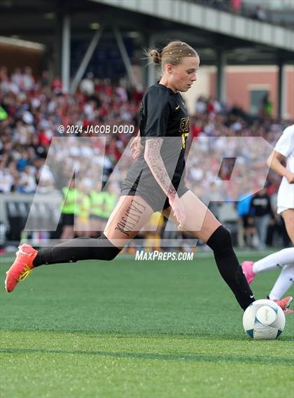 Thumbnail 2 in Duchesne vs. Gretna East photogallery.