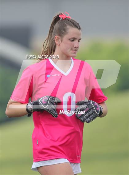 Thumbnail 2 in Duchesne vs. Gretna East photogallery.