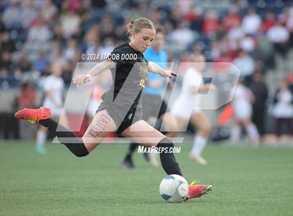 Thumbnail 1 in Duchesne vs. Gretna East photogallery.