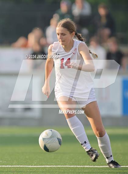 Thumbnail 2 in Duchesne vs. Gretna East photogallery.