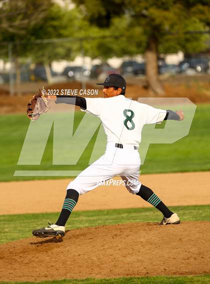 Thumbnail 1 in Oak Ridge @ Granite Bay photogallery.