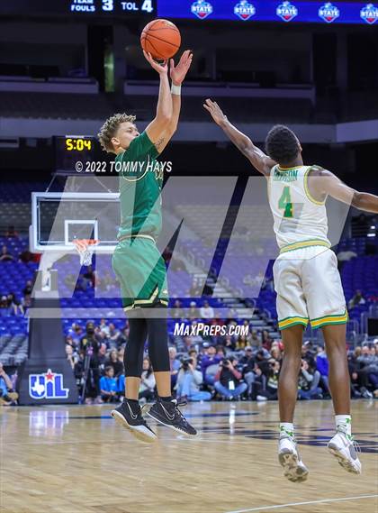 Thumbnail 1 in Madison vs. Cole (UIL 3A State Final) photogallery.