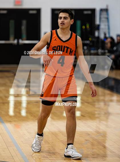 Thumbnail 2 in Harlingen South @ Weslaco East photogallery.