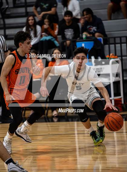 Thumbnail 1 in Harlingen South @ Weslaco East photogallery.