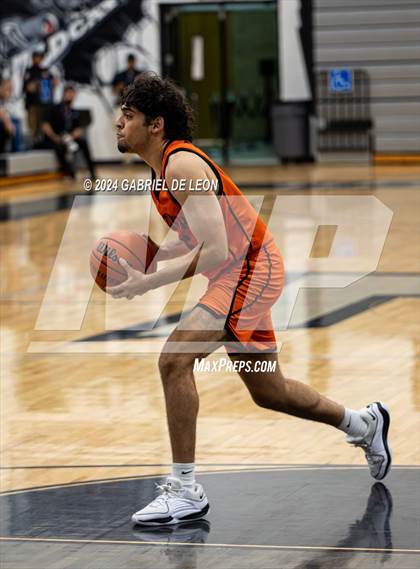 Thumbnail 3 in Harlingen South @ Weslaco East photogallery.