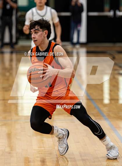 Thumbnail 2 in Harlingen South @ Weslaco East photogallery.