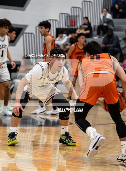 Thumbnail 1 in Harlingen South @ Weslaco East photogallery.