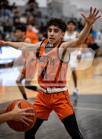 Thumbnail 2 in Harlingen South @ Weslaco East photogallery.