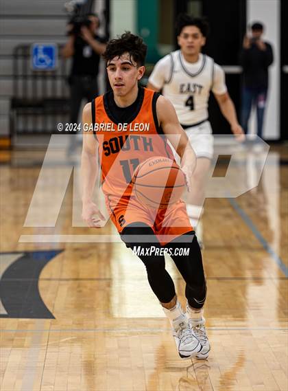 Thumbnail 1 in Harlingen South @ Weslaco East photogallery.