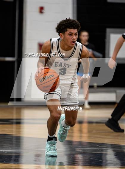 Thumbnail 2 in Harlingen South @ Weslaco East photogallery.