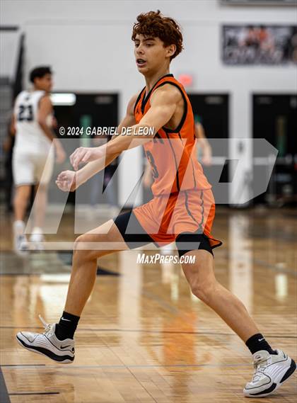 Thumbnail 1 in Harlingen South @ Weslaco East photogallery.