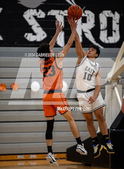 Thumbnail 2 in Harlingen South @ Weslaco East photogallery.