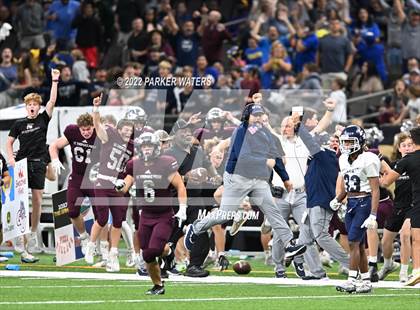 Thumbnail 1 in St. Thomas More vs. Lafayette Christian Academy (LHSAA Div II Select Final) photogallery.