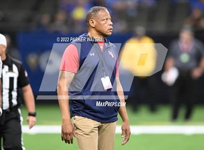 Thumbnail 3 in St. Thomas More vs. Lafayette Christian Academy (LHSAA Div II Select Final) photogallery.