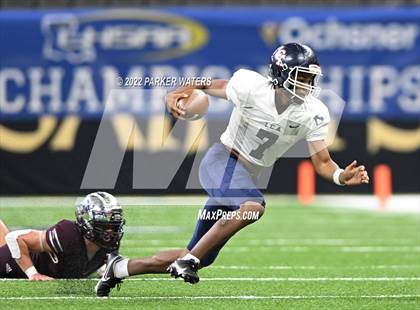 Thumbnail 2 in St. Thomas More vs. Lafayette Christian Academy (LHSAA Div II Select Final) photogallery.