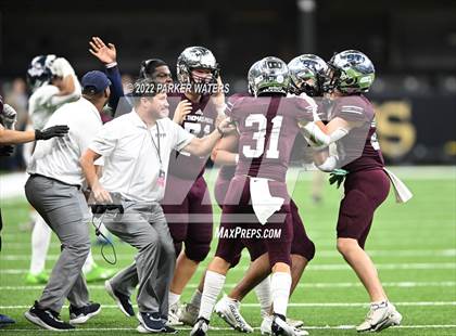 Thumbnail 2 in St. Thomas More vs. Lafayette Christian Academy (LHSAA Div II Select Final) photogallery.