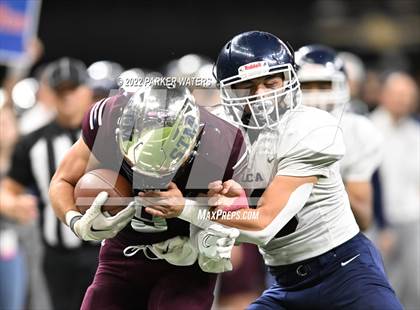 Thumbnail 3 in St. Thomas More vs. Lafayette Christian Academy (LHSAA Div II Select Final) photogallery.