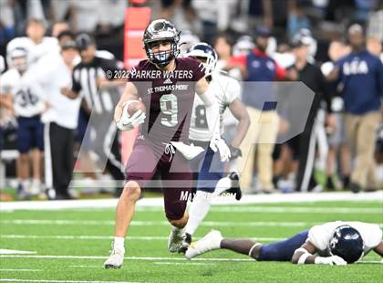 Thumbnail 3 in St. Thomas More vs. Lafayette Christian Academy (LHSAA Div II Select Final) photogallery.