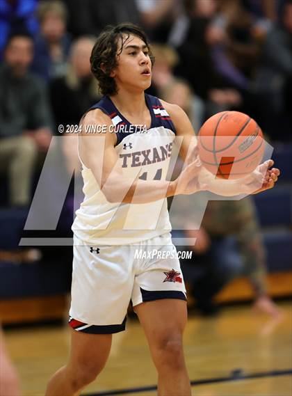 Thumbnail 3 in Navarro @ Wimberley photogallery.