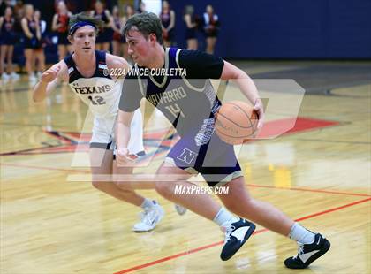 Thumbnail 1 in Navarro @ Wimberley photogallery.