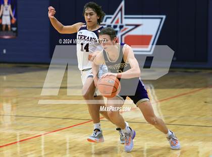 Thumbnail 1 in Navarro @ Wimberley photogallery.