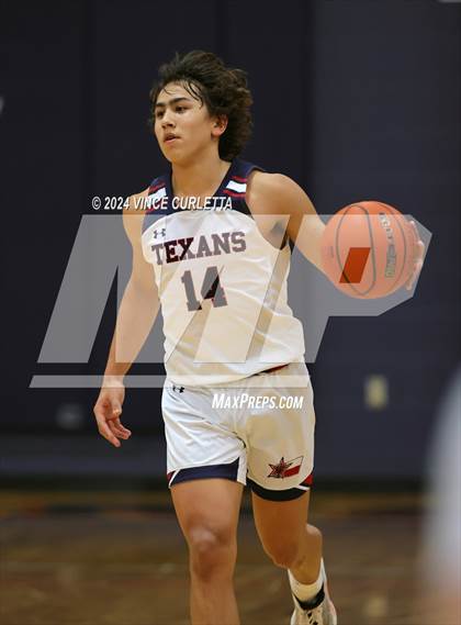 Thumbnail 3 in Navarro @ Wimberley photogallery.