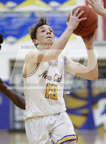 Thumbnail 1 in Covington Catholic @ Newport Central Catholic photogallery.