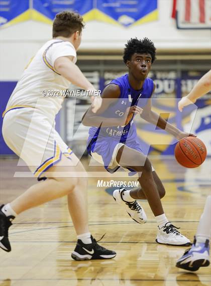 Thumbnail 3 in Covington Catholic @ Newport Central Catholic photogallery.