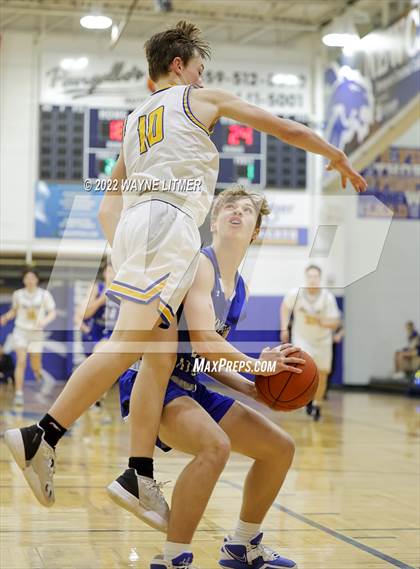 Thumbnail 3 in Covington Catholic @ Newport Central Catholic photogallery.