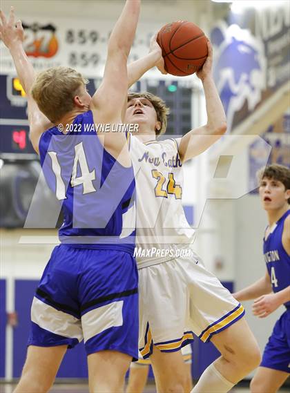 Thumbnail 2 in Covington Catholic @ Newport Central Catholic photogallery.