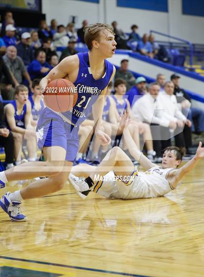 Thumbnail 2 in Covington Catholic @ Newport Central Catholic photogallery.