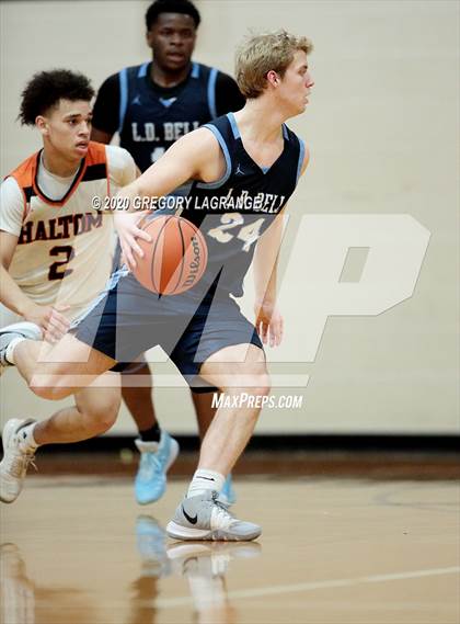 Thumbnail 1 in Bell vs Haltom photogallery.