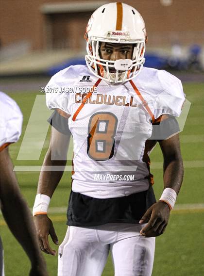 Thumbnail 2 in Caldwell vs. Robinson (UIL 4A D2 Bi-District Playoff) photogallery.