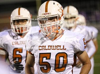 Thumbnail 2 in Caldwell vs. Robinson (UIL 4A D2 Bi-District Playoff) photogallery.