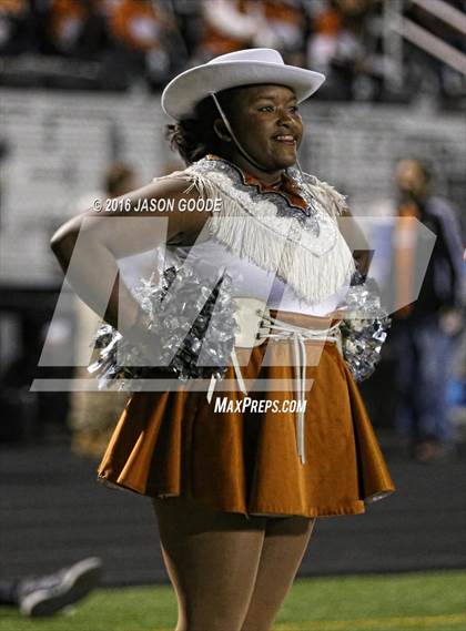 Thumbnail 1 in Caldwell vs. Robinson (UIL 4A D2 Bi-District Playoff) photogallery.
