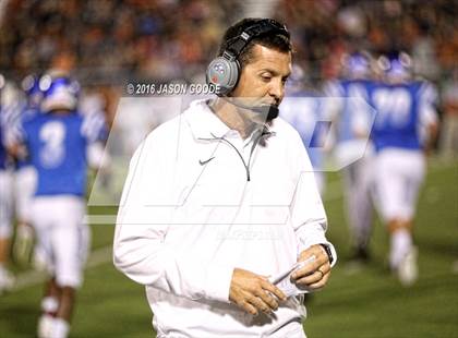 Thumbnail 3 in Caldwell vs. Robinson (UIL 4A D2 Bi-District Playoff) photogallery.